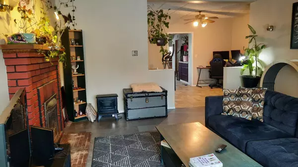 Drumheller, AB T0J0Y4,309 4 ST East