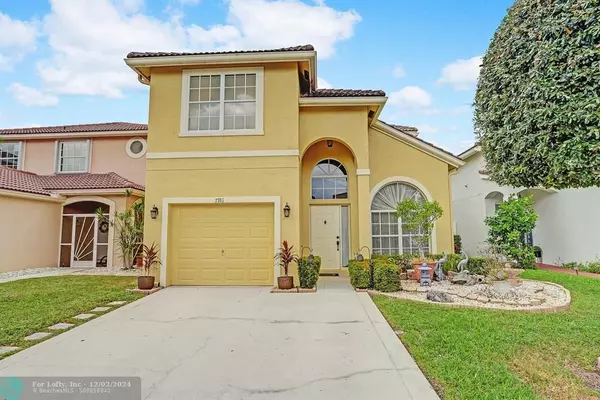 7781 Springfield Lake Dr, Lake Worth, FL 33467