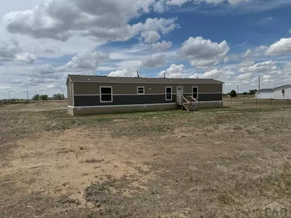 6652 County Rd HH.5, Lamar, CO 81052