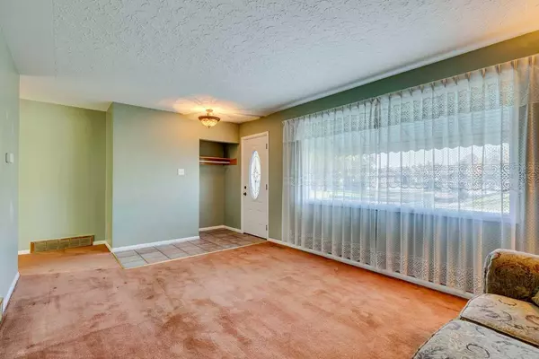 Calgary, AB T2E 3L6,4604 3 ST NE