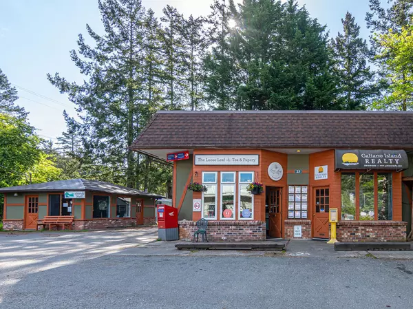 19 MADRONA ROAD, Galiano Island, BC V0N 1P0