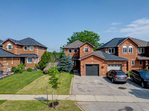 510 Taylor CRES #Main, Burlington, ON L7L 6G3