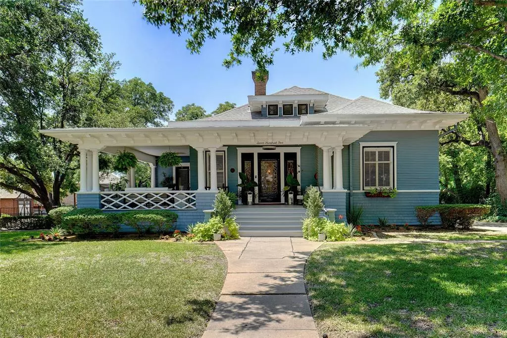 Denton, TX 76201,705 W Oak Street