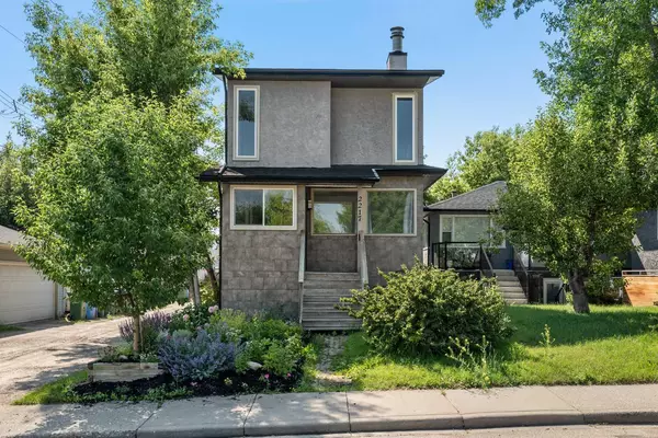 2217 23 ST Southwest, Calgary, AB T2T 5H6