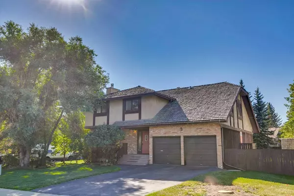 Calgary, AB T3B4X1,23 Bow Village CRES NW