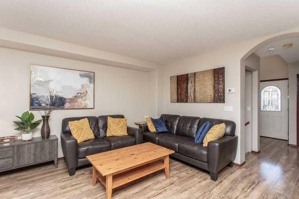 Sylvan Lake, AB T4S 2N2,56 Lodge PL