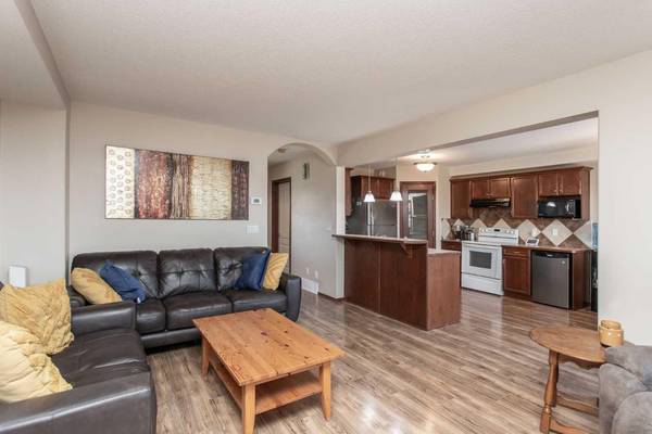 Sylvan Lake, AB T4S 2N2,56 Lodge PL