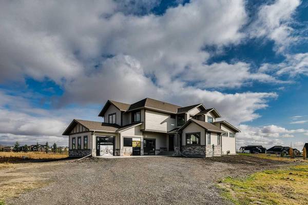 703 Green Haven PL, Rural Foothills County, AB T1S 0R3