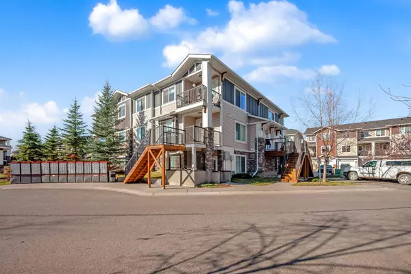 Chestermere, AB T1X 0P6,300 Marina DR East #245