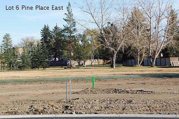 6 Pine PL East, Claresholm, AB T0L 0T0