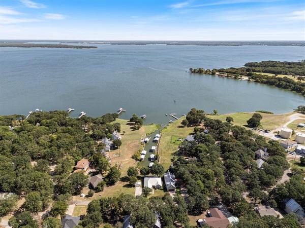 West Tawakoni, TX 75474,1012 Shoreline Drive