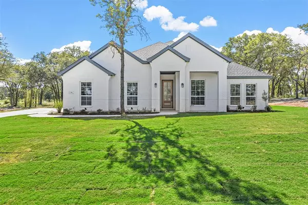 129 Loveta, Boyd, TX 76023