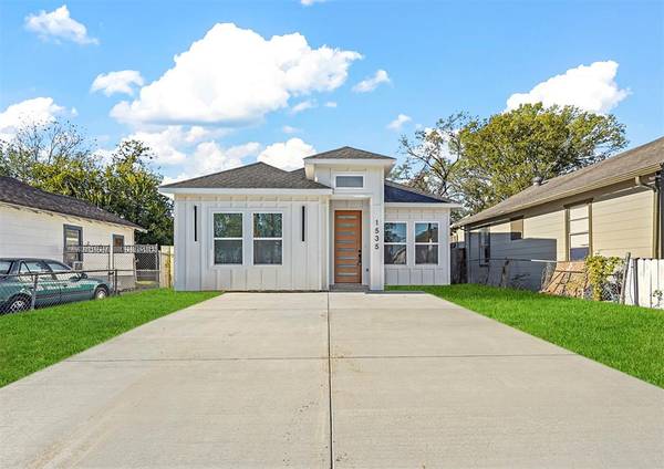 1535 Caldwell Street, Dallas, TX 75223