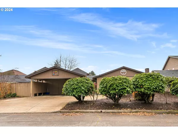 528 HARTKE LOOP, Oregon City, OR 97045