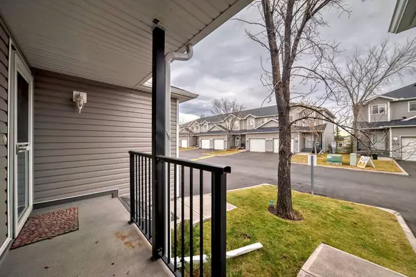 Calgary, AB T3J 4T3,218 Taracove PL NE