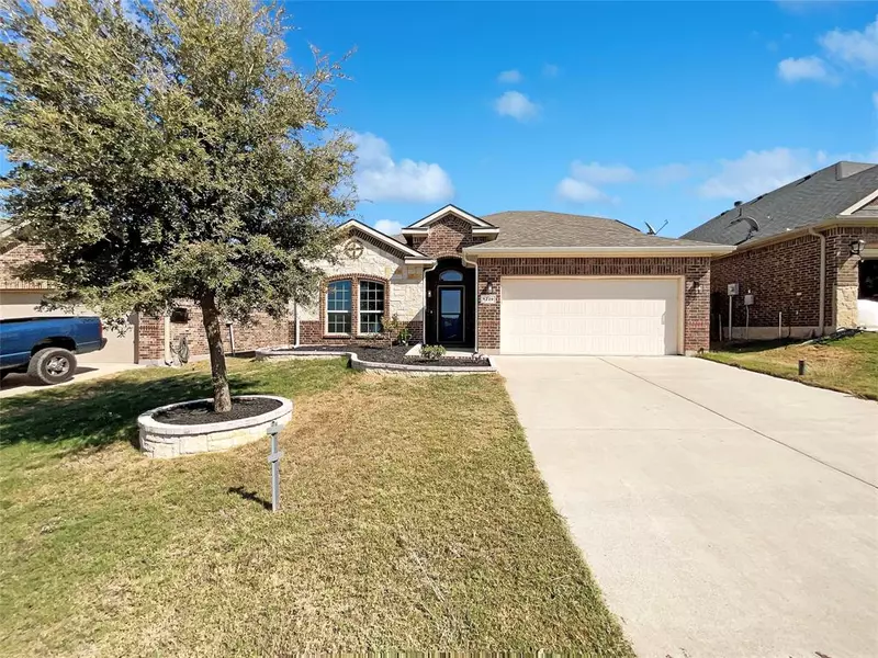 1220 Ashley Drive, Weatherford, TX 76087