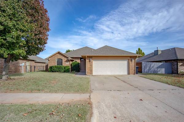 7404 Chelsey Lane, Oklahoma City, OK 73132