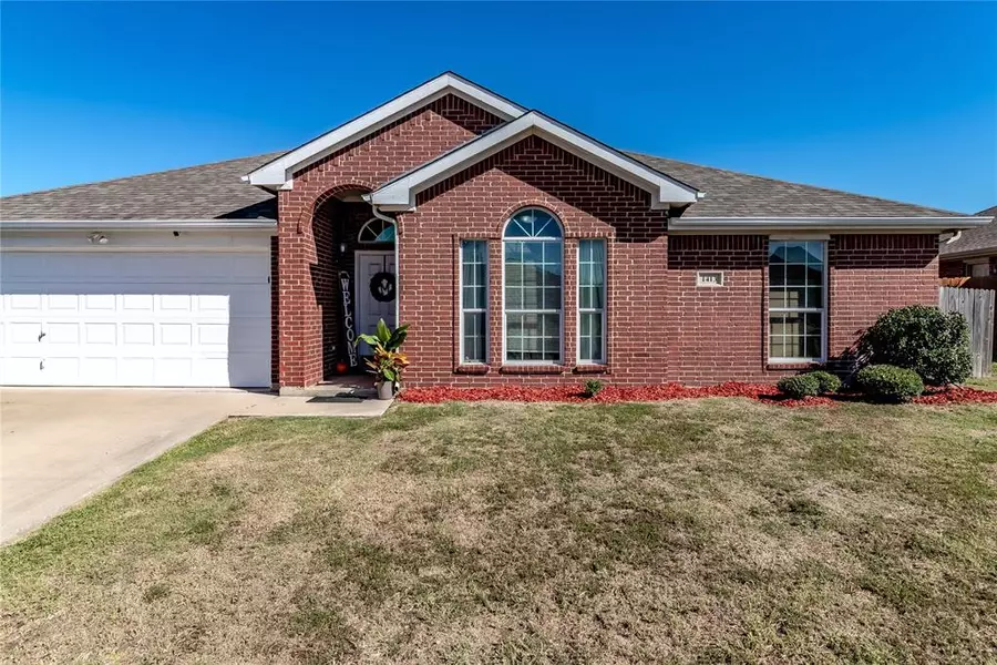 1413 Whispering Oaks Drive, Midlothian, TX 76065