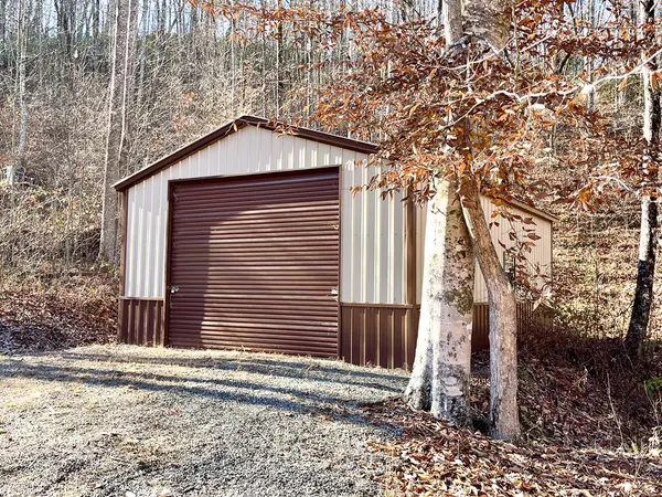 Hayesville, NC 28904,0 Hwy 64 E