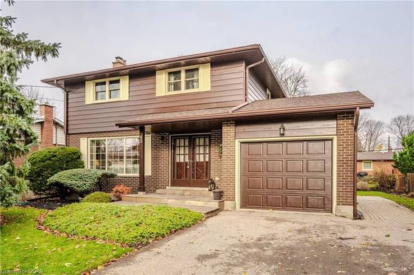 43 BRENTWOOD DR, Guelph, ON N1H 5M6