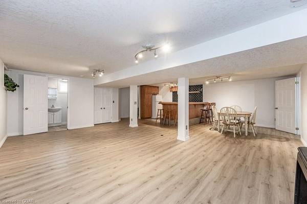 195 EDINBURGH RD S #Basement, Guelph, ON N1G 2H8