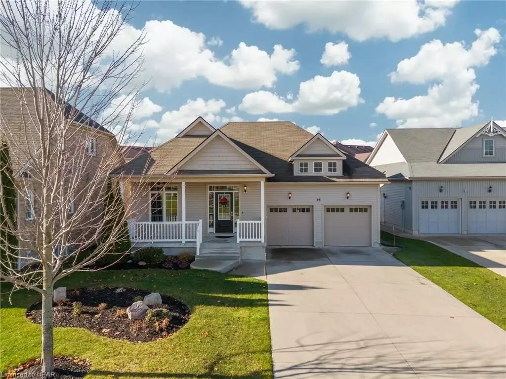 Huron East, ON N0K 1W0,28 MACPHERSON AVE