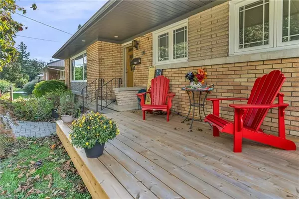 Guelph, ON N1E 3R1,10 COLLINGWOOD ST