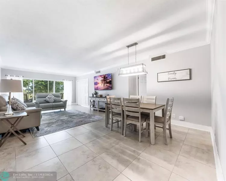 3300 N Palm Aire Dr  #205, Pompano Beach, FL 33069