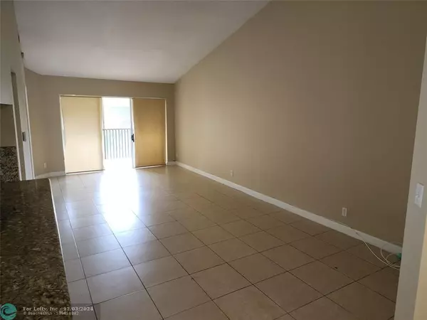 Coral Springs, FL 33071,1104 Coral Club Dr  #1104