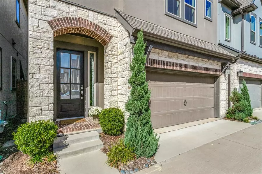 7165 Mistflower Lane, Dallas, TX 75231