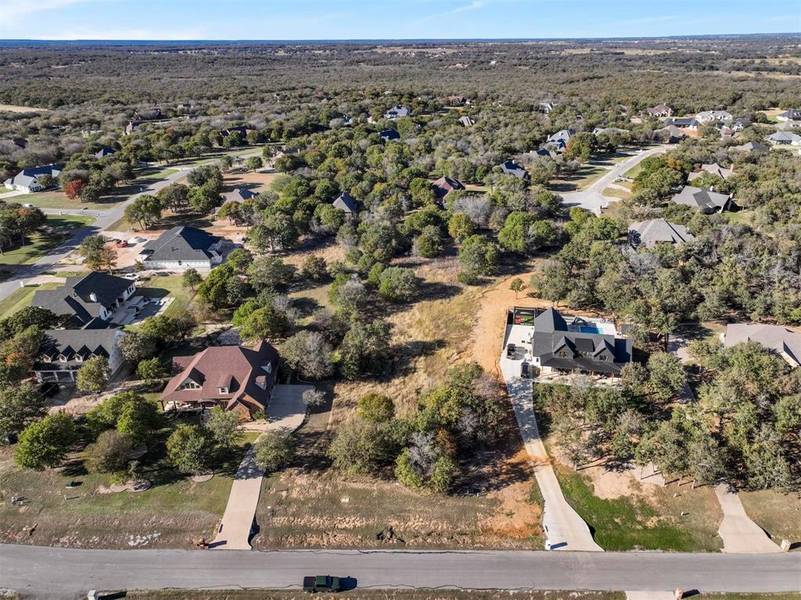 720 S Sugartree Drive, Lipan, TX 76462