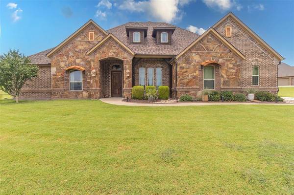 101 Big Oak Lane, Weatherford, TX 76085