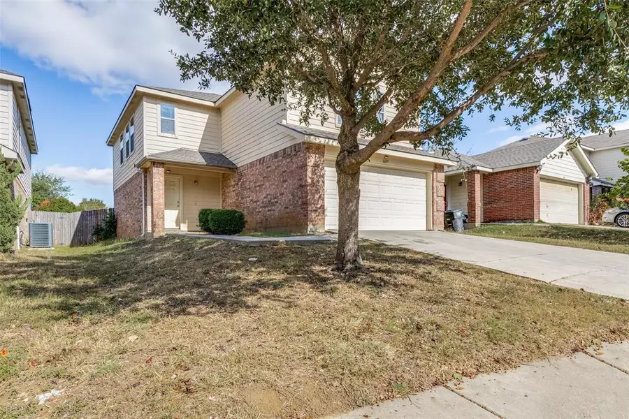 6605 Meadow Way Lane, Fort Worth, TX 76179