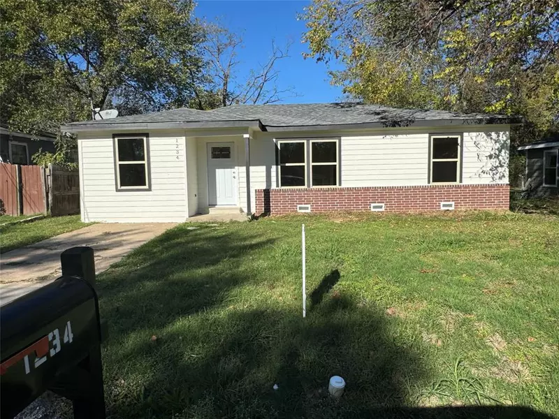 1234 Coleman Street, Greenville, TX 75401