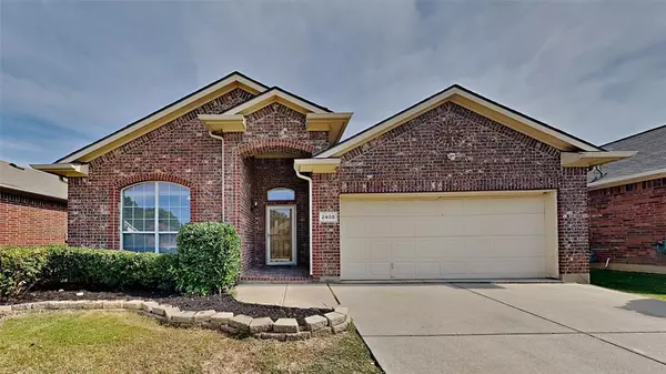 2405 Priscella Drive,  Fort Worth,  TX 76131