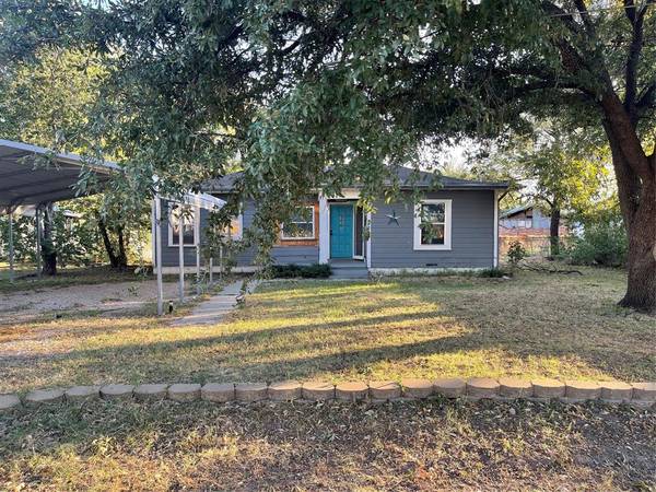 317 W 7th St, Baird, TX 79504