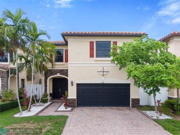 3425 W 86th Ter, Hialeah, FL 33018