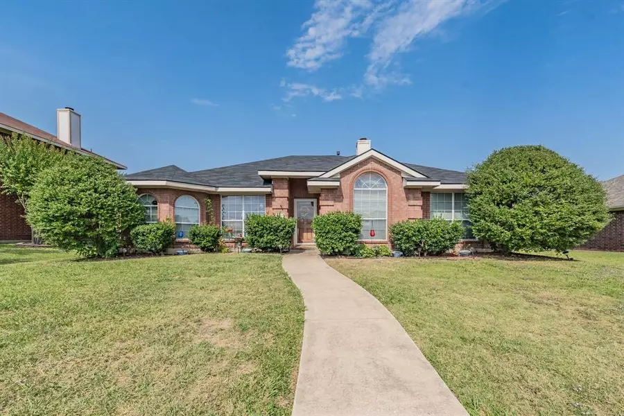 3721 Cedar Creek Lane, Sachse, TX 75048