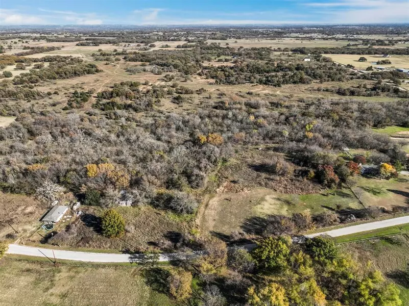 204 County Road 4798, Springtown, TX 76082