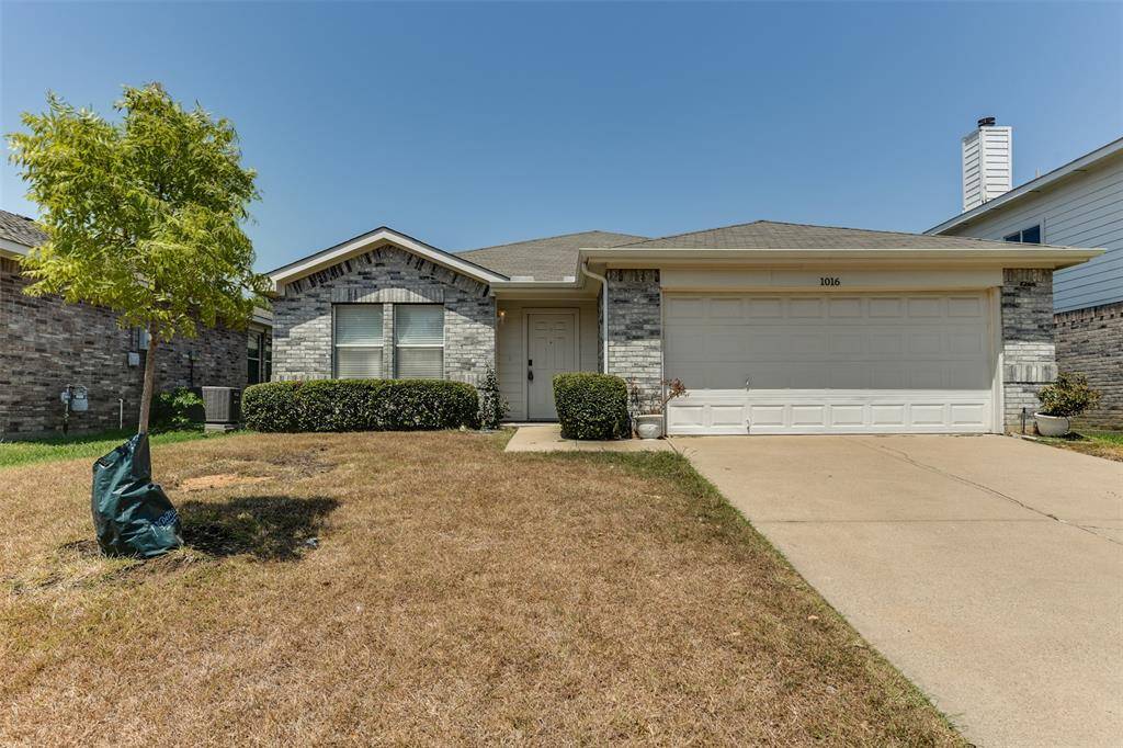 Fort Worth, TX 76179,1016 Silver Spur Lane