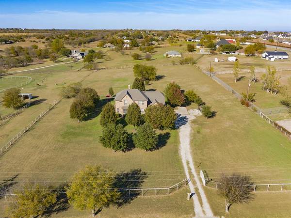 6017 White Settlement Road, Weatherford, TX 76087