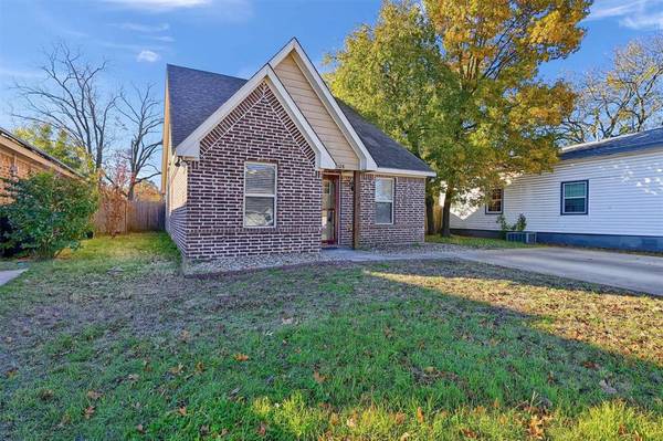 Denison, TX 75020,1128 W Day Street