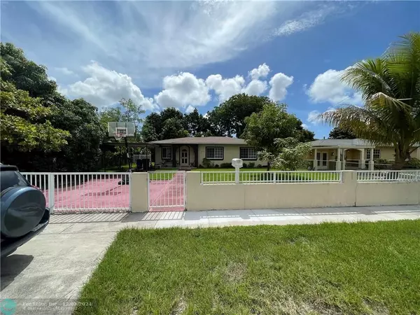 North Miami Beach, FL 33162,16133 NE 8th Ct