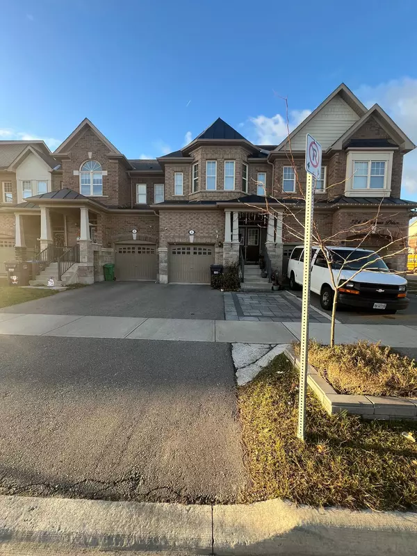 4 Hogan Manor DR, Brampton, ON L7A 4V4