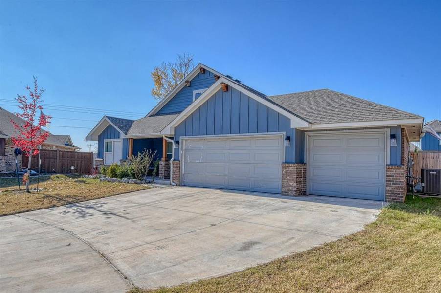 3621 Shutter Ridge Drive, Yukon, OK 73099