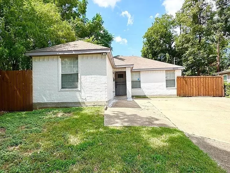 2327 Arroyo Avenue, Dallas, TX 75219