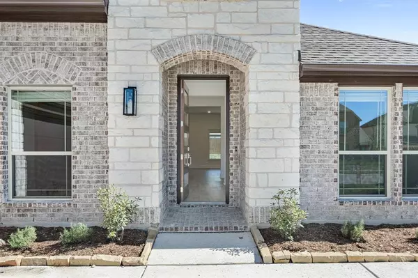 Fort Worth, TX 76247,16916 Sandgrass Drive