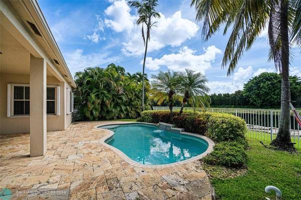 Weston, FL 33327,695 Nandina Dr