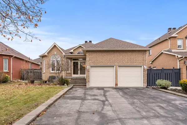 25 Lockheed AVE, Vaughan, ON L6A 1X9