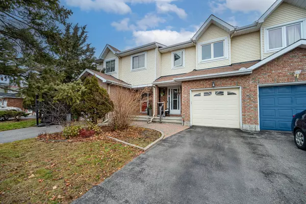 Barrhaven, ON K2J 4E2,74 Royal Field CRES